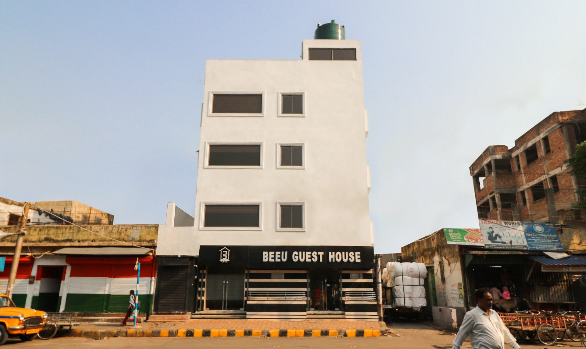 Capital O 8318 Beeu Guest House Liluāh Exterior photo